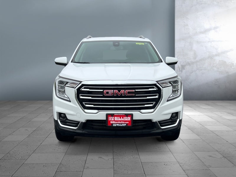 Used 2024 GMC Terrain SLT with VIN 3GKALVEG6RL298119 for sale in Worthington, Minnesota