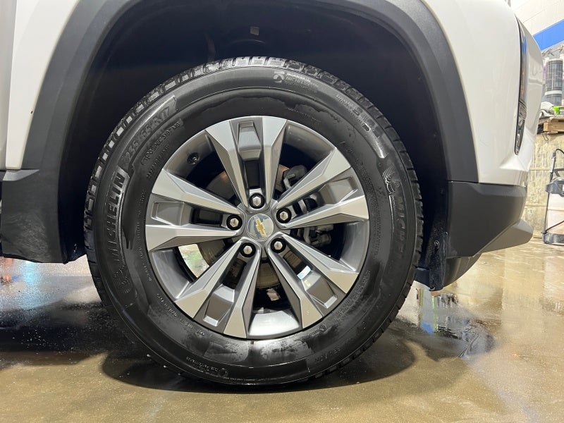 2025 Chevrolet Equinox AWD LT