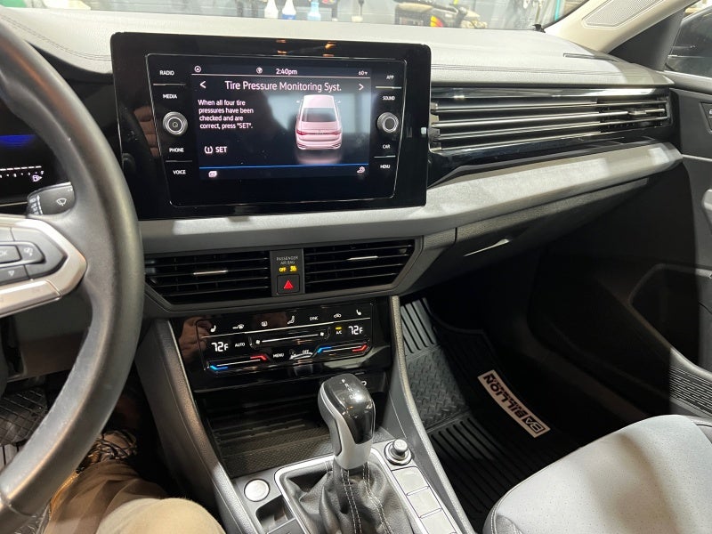 2025 Volkswagen Jetta SE
