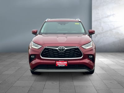 2022 Toyota Highlander Platinum