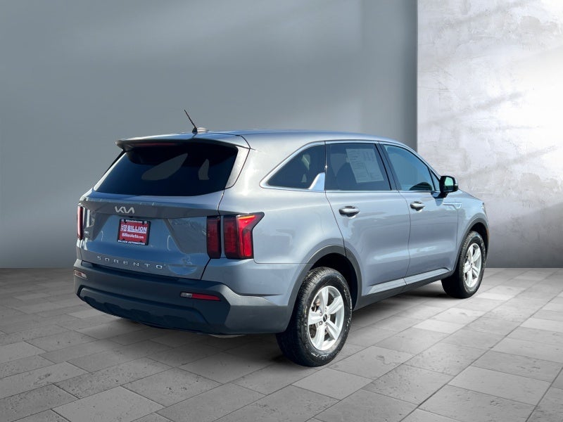 2022 Kia Sorento LX