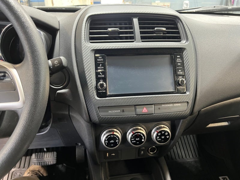 2024 Mitsubishi Outlander Sport ES