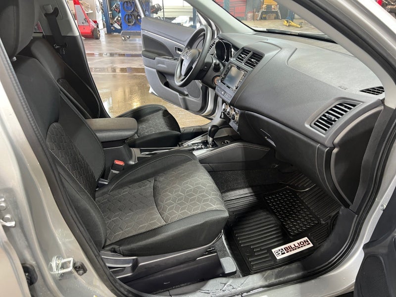 2024 Mitsubishi Outlander Sport ES