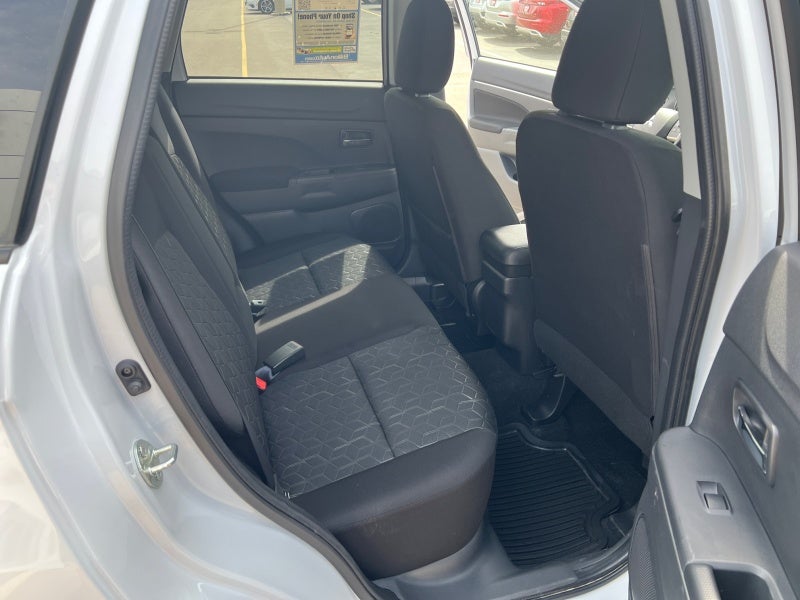 2025 Mitsubishi Outlander Sport ES