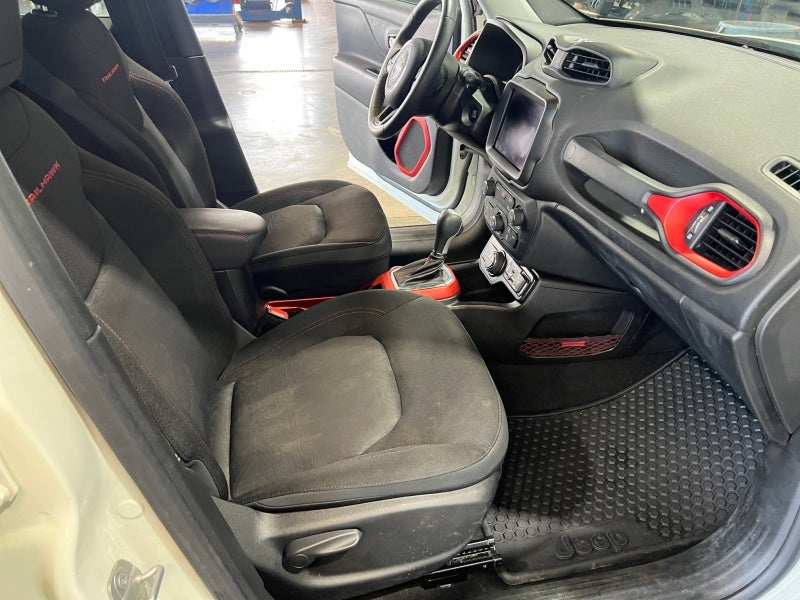2022 Jeep Renegade Trailhawk